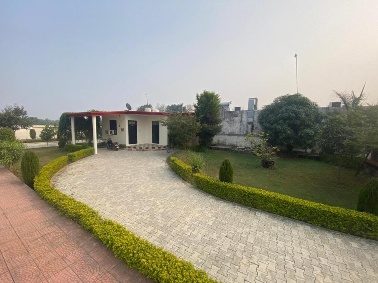 Farm Green View Resort Orchha Ngoại thất bức ảnh